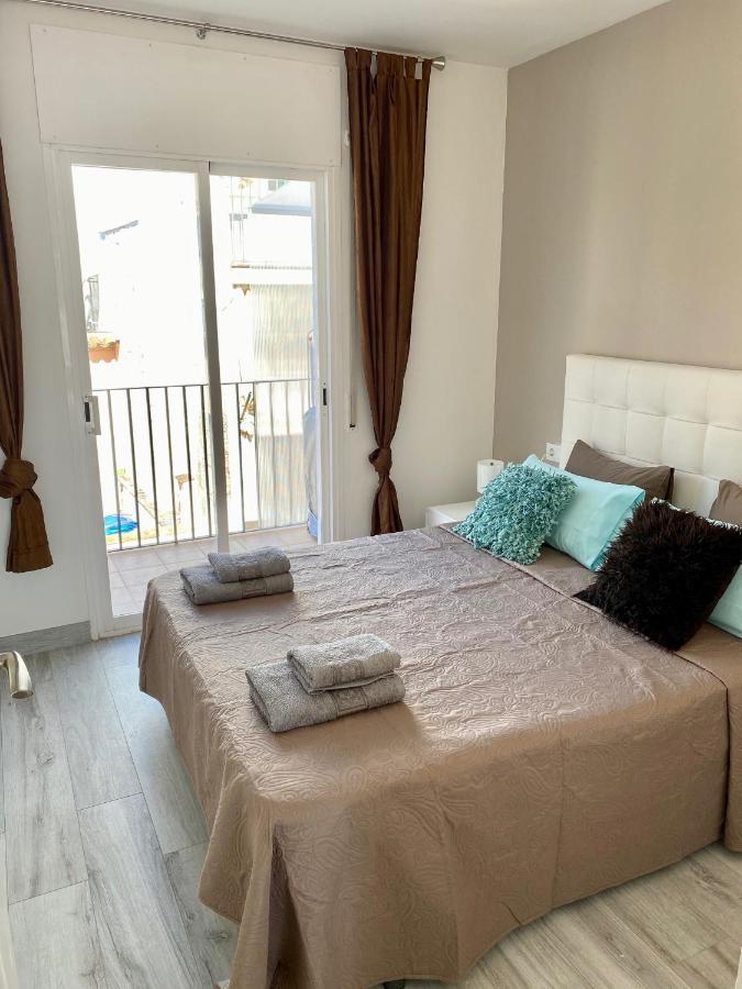 Amazing 2 Bedroom Apartment With Big Sun Terrace Sitges Centre Beach エクステリア 写真